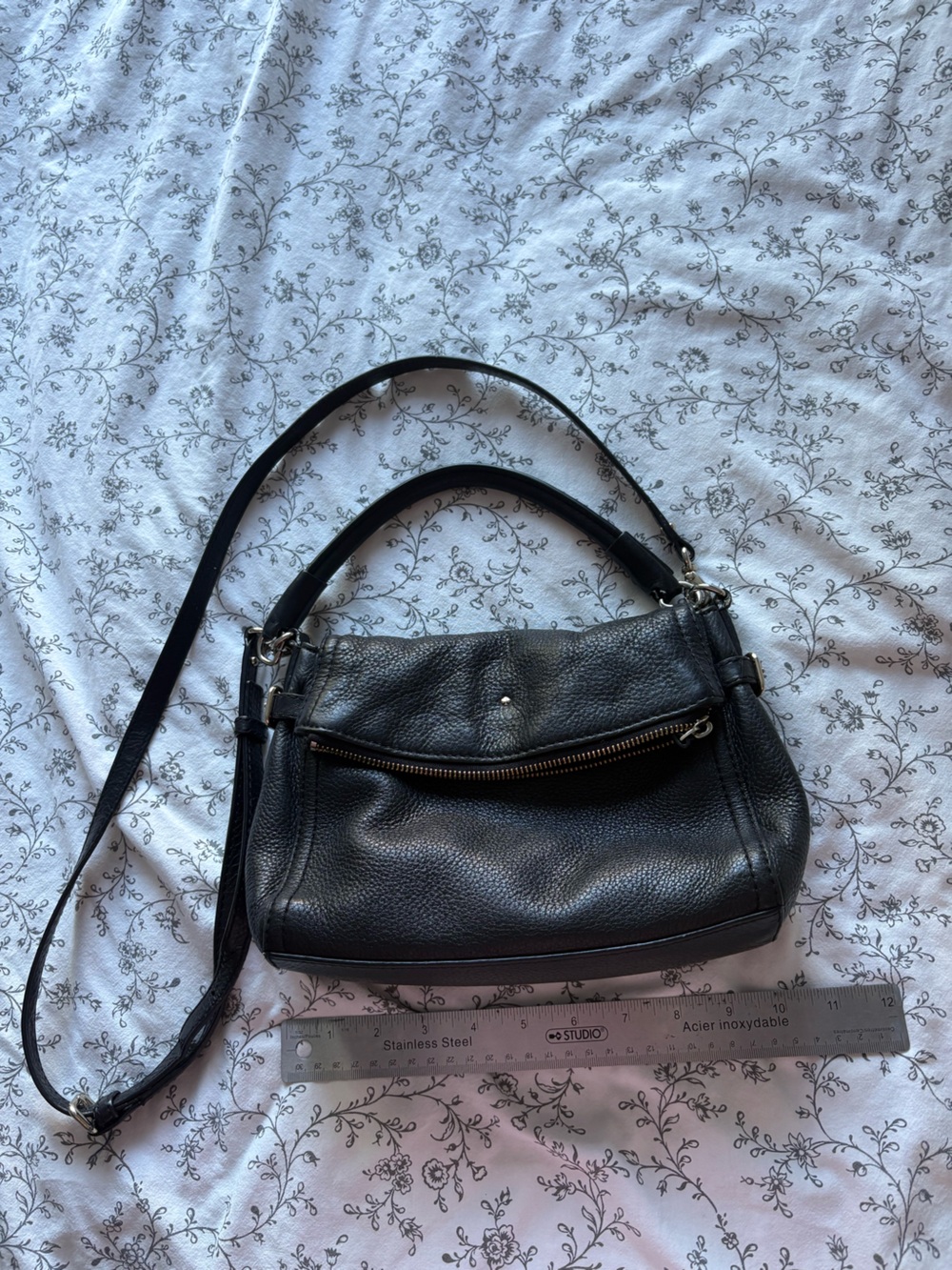 Black Leather Shoulder Bag - Classic Women's Handbag